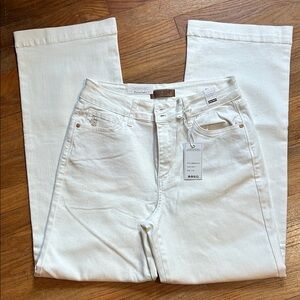 Judy Blue Women's Cream Straight Leg Jeans